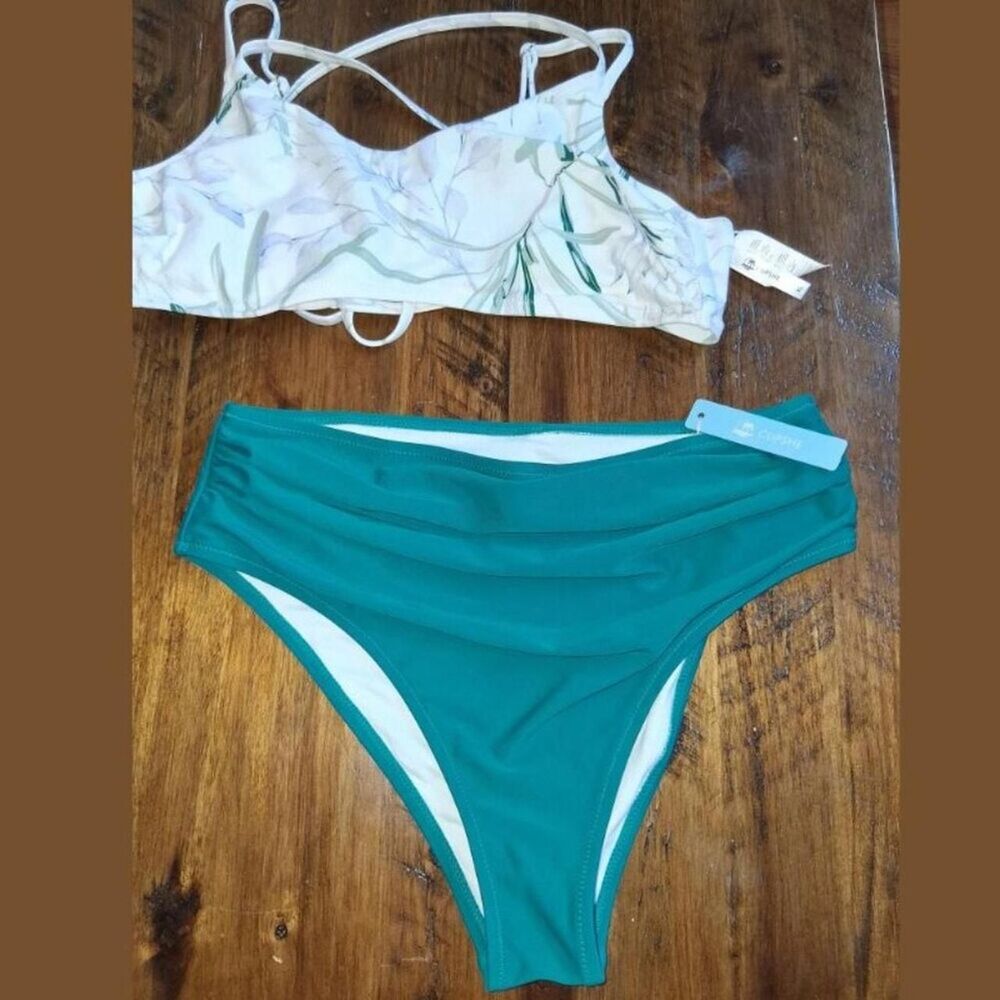 NWT - Cupshe Women's Green and White Floral High Waist Bikini